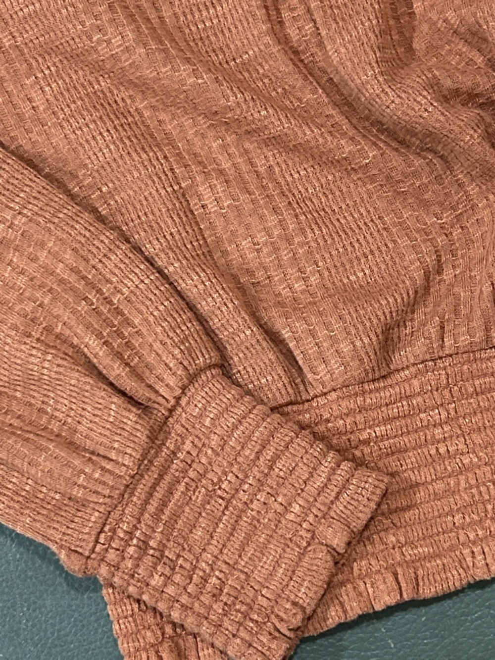 Free People Lightweight Waffle-Knit Ruffle Mock Neck Sweater Peach sz XS - Picture 4 of 5